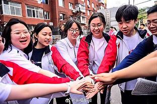 Thể thao: Lâm Lương Minh ngày nghỉ mời giáo viên tư nhân huấn luyện Đàm Long từ Bắc Mỹ bay về nước hội họp với Quốc Túc
